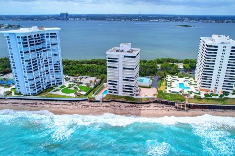 Condominio en venta en Riviera Beach, Florida, 2 dormitorios, 185.8 m2 № 1162057 - foto 23