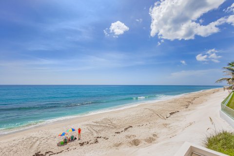 Condominio en venta en Riviera Beach, Florida, 2 dormitorios, 185.8 m2 № 1162057 - foto 6