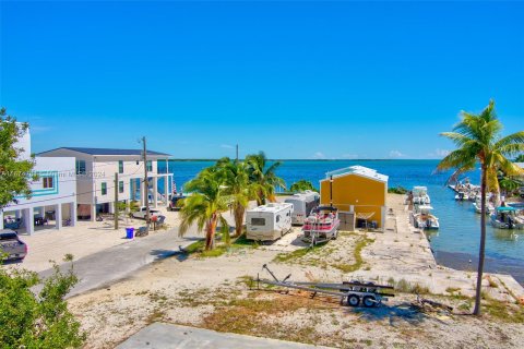 Terreno en venta en Big Pine Key, Florida № 1398265 - foto 12