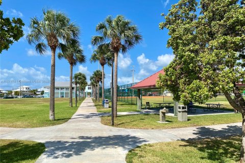 Land in Big Pine Key, Florida № 1398265 - photo 18