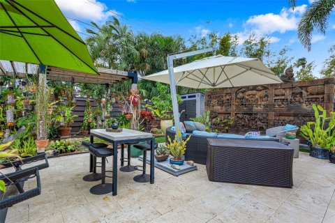 Casa en venta en Fort Lauderdale, Florida, 3 dormitorios, 177.63 m2 № 1217284 - foto 8