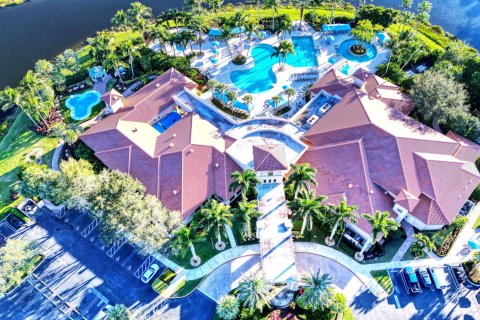 Casa en venta en Delray Beach, Florida, 3 dormitorios, 218.6 m2 № 1024526 - foto 2