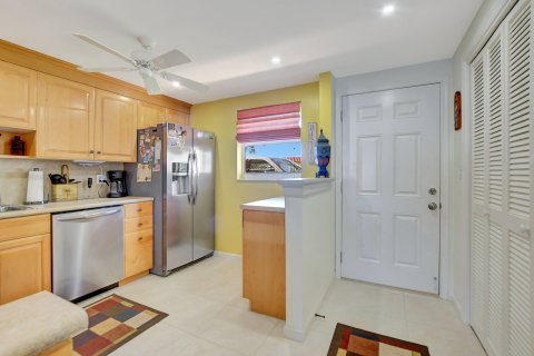 Condo in Boca Raton, Florida, 2 bedrooms  № 1024524 - photo 22