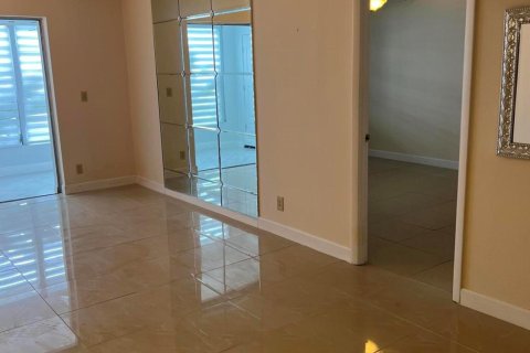 Villa ou maison à vendre à West Palm Beach, Floride: 2 chambres, 96.25 m2 № 1031467 - photo 24