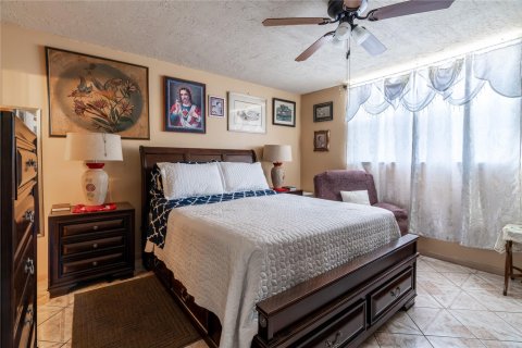 Copropriété à vendre à Lauderdale Lakes, Floride: 2 chambres, 80.36 m2 № 1051293 - photo 19