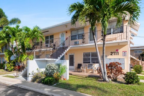 Condo in Fort Lauderdale, Florida, 1 bedroom  № 1080686 - photo 10