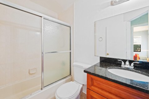 Adosado en venta en Pompano Beach, Florida, 3 dormitorios, 139.35 m2 № 1226975 - foto 9