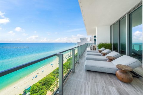 Condominio en venta en Miami Beach, Florida, 4 dormitorios, 241.92 m2 № 1415437 - foto 19