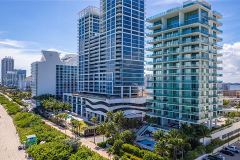 Condominio en venta en Miami Beach, Florida, 4 dormitorios, 241.92 m2 № 1415437 - foto 21