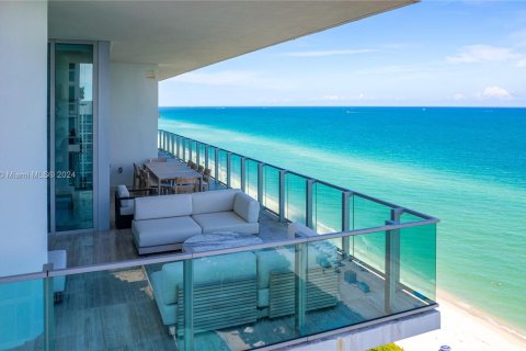 Condominio en venta en Miami Beach, Florida, 4 dormitorios, 241.92 m2 № 1415437 - foto 24