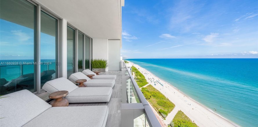 Condominio en Miami Beach, Florida, 4 dormitorios  № 1415437