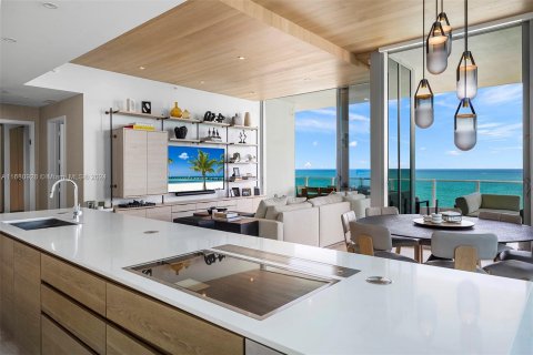 Condominio en venta en Miami Beach, Florida, 4 dormitorios, 241.92 m2 № 1415437 - foto 4