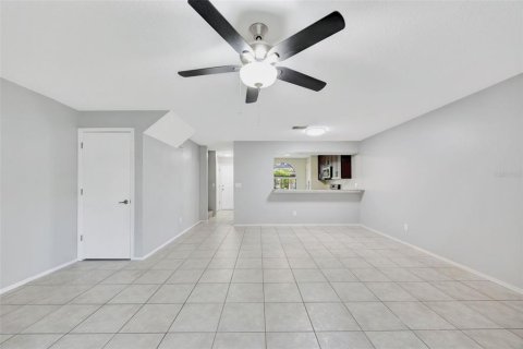 Touwnhouse à vendre à Tampa, Floride: 3 chambres, 139.73 m2 № 1379845 - photo 9