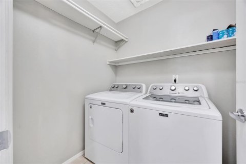 Adosado en venta en Tampa, Florida, 3 dormitorios, 139.73 m2 № 1379845 - foto 23