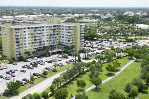 Copropriété à vendre à Hollywood, Floride: 2 chambres, 105.17 m2 № 1282821 - photo 3