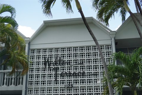 Condominio en venta en Wilton Manors, Florida, 2 dormitorios, 83.61 m2 № 1171367 - foto 22