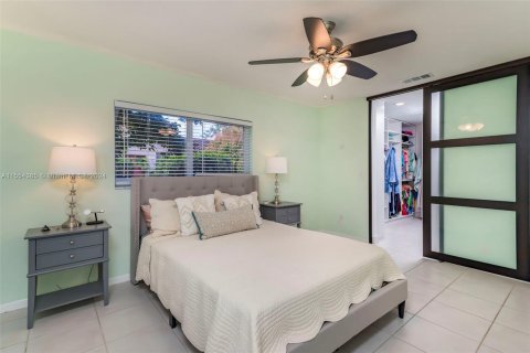 Casa en venta en Coral Springs, Florida, 4 dormitorios, 191.94 m2 № 1076530 - foto 16