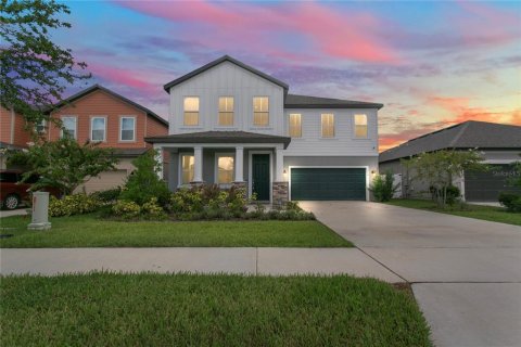 Casa en venta en Saint Cloud, Florida, 4 dormitorios, 286.51 m2 № 1347565 - foto 1