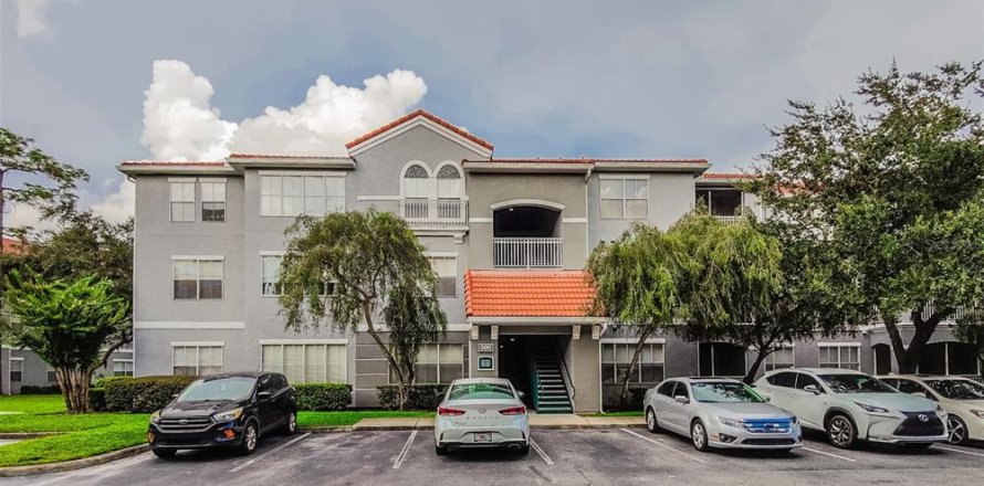 Condo in Tampa, Florida, 2 bedrooms  № 1351576