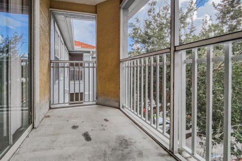 Condo in Tampa, Florida, 2 bedrooms  № 1351576 - photo 2