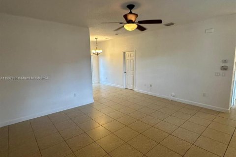 Condominio en venta en Homestead, Florida, 2 dormitorios, 97.36 m2 № 1023916 - foto 13