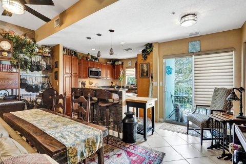 Townhouse in Pompano Beach, Florida 4 bedrooms, 173.17 sq.m. № 1029833 - photo 6