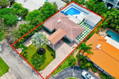 Casa en venta en Fort Lauderdale, Florida, 3 dormitorios, 204.2 m2 № 1228452 - foto 5