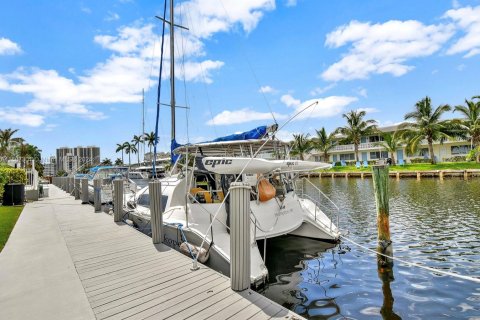 Condo in Fort Lauderdale, Florida, 1 bedroom  № 1228373 - photo 4