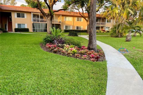 Condominio en venta en Wilton Manors, Florida, 1 dormitorio, 78.97 m2 № 1072482 - foto 27