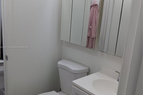 Copropriété à vendre à Miami, Floride: 2 chambres, 75.53 m2 № 1381851 - photo 22