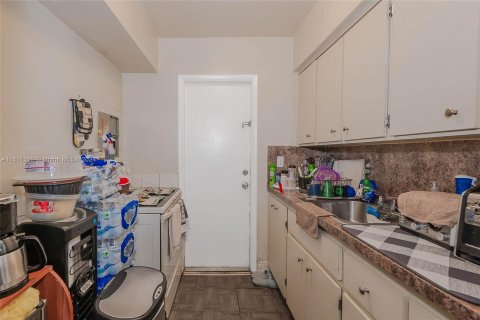 Immobilier commercial à vendre à Miami, Floride: 107.86 m2 № 1241239 - photo 5