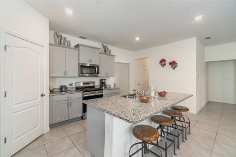 Casa en venta en Davenport, Florida, 7 dormitorios, 336.86 m2 № 1251132 - foto 16