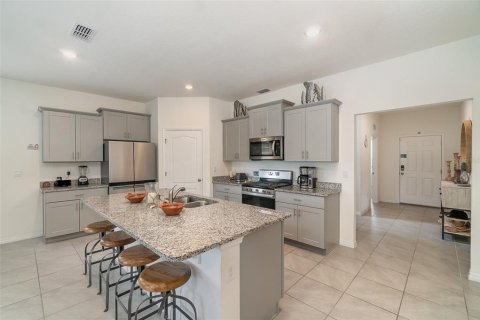 Casa en venta en Davenport, Florida, 7 dormitorios, 336.86 m2 № 1251132 - foto 15