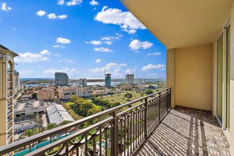 Condo in West Palm Beach, Florida, 2 bedrooms  № 1070354 - photo 3