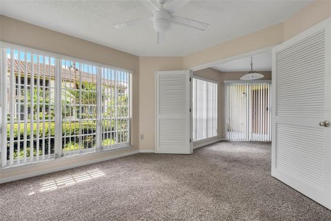 Copropriété à vendre à Orlando, Floride: 3 chambres, 117.34 m2 № 1350633 - photo 9