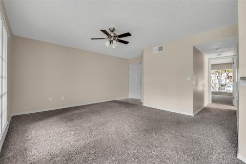 Copropriété à vendre à Orlando, Floride: 3 chambres, 117.34 m2 № 1350633 - photo 6