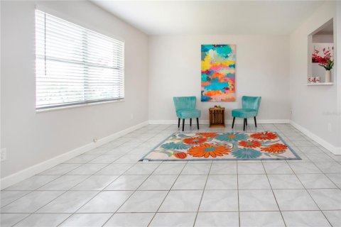 Condominio en venta en Sun City Center, Florida, 1 dormitorio, 74.32 m2 № 1350448 - foto 5