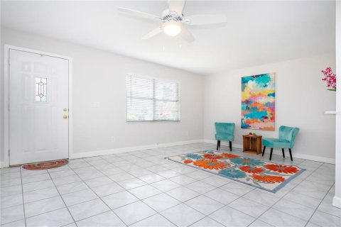 Condominio en venta en Sun City Center, Florida, 1 dormitorio, 74.32 m2 № 1350448 - foto 8