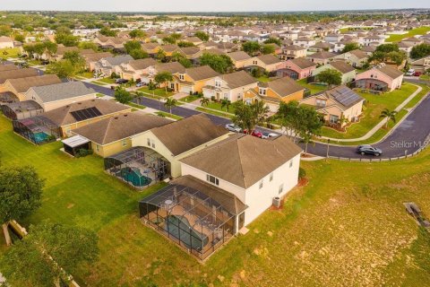 Casa en venta en Davenport, Florida, 5 dormitorios, 277.59 m2 № 1349969 - foto 11