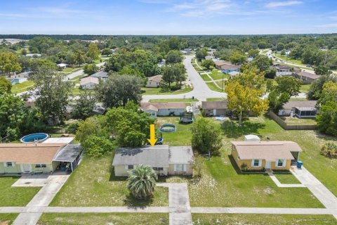 Villa ou maison à vendre à Spring Hill, Floride: 2 chambres, 61.32 m2 № 1350447 - photo 3