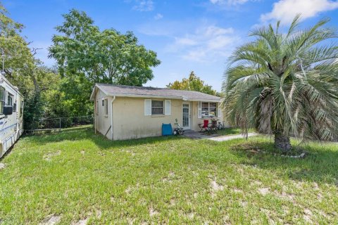 Villa ou maison à vendre à Spring Hill, Floride: 2 chambres, 61.32 m2 № 1350447 - photo 6