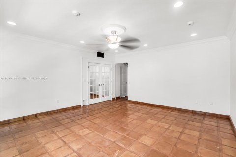 Condominio en venta en Miami Beach, Florida, 1 dormitorio, 71.53 m2 № 1331654 - foto 9