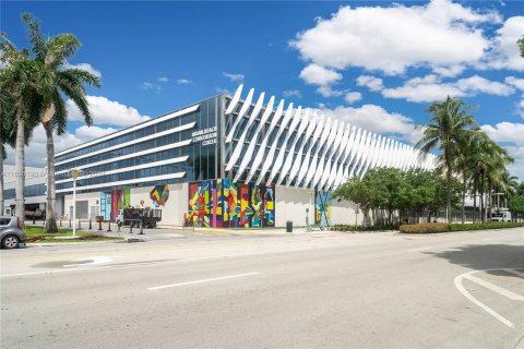 Condominio en venta en Miami Beach, Florida, 1 dormitorio, 71.53 m2 № 1331654 - foto 20