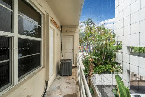 Condominio en venta en Miami Beach, Florida, 1 dormitorio, 71.53 m2 № 1331654 - foto 5