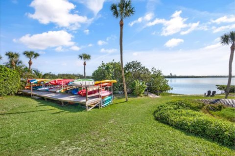 Copropriété à vendre à Stuart, Floride: 2 chambres, 116.13 m2 № 1068127 - photo 11