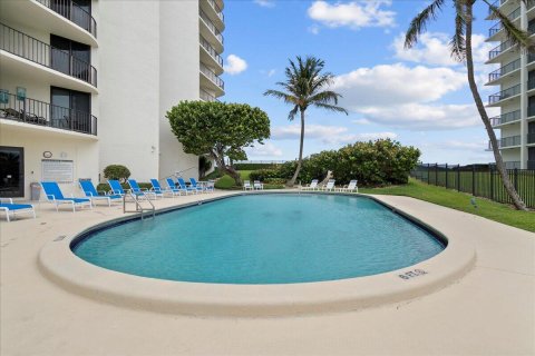 Condominio en venta en Riviera Beach, Florida, 2 dormitorios, 109.72 m2 № 1068125 - foto 30