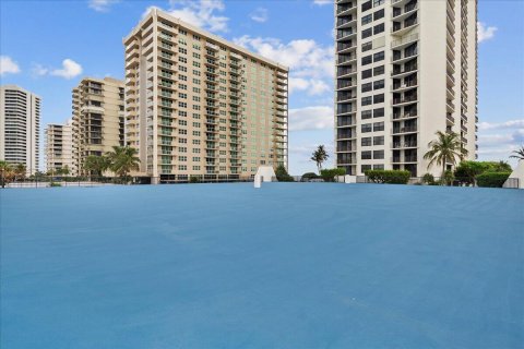 Condominio en venta en Riviera Beach, Florida, 2 dormitorios, 109.72 m2 № 1068125 - foto 28