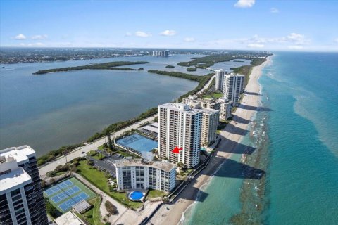 Condominio en venta en Riviera Beach, Florida, 2 dormitorios, 109.72 m2 № 1068125 - foto 20