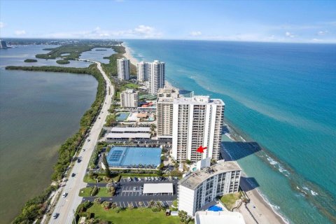 Condominio en venta en Riviera Beach, Florida, 2 dormitorios, 109.72 m2 № 1068125 - foto 21