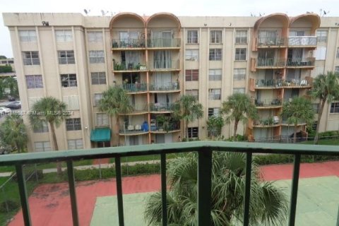 Condominio en venta en Miami, Florida, 1 dormitorio, 64.1 m2 № 1241443 - foto 6